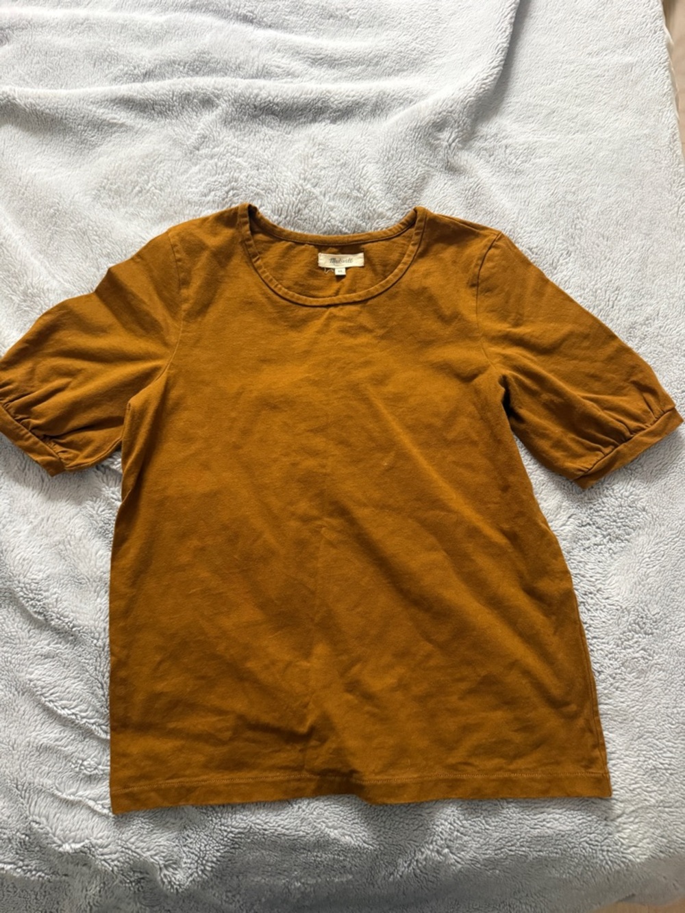 Women’s Short Sleeve Tee in Mustard / Brown
